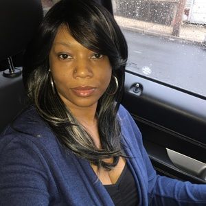 Meet your Posher, Jolange